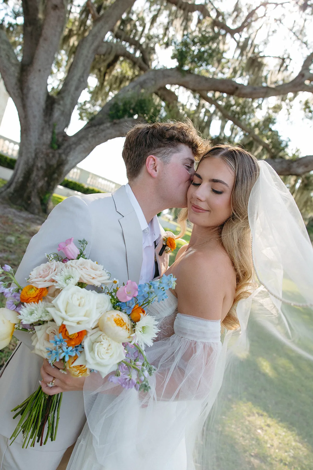 orlando natural makeup artist m3 beauty - Contact the M3 Beauty Team Natural bridal hair and makeup in Orlando by M3 Beauty